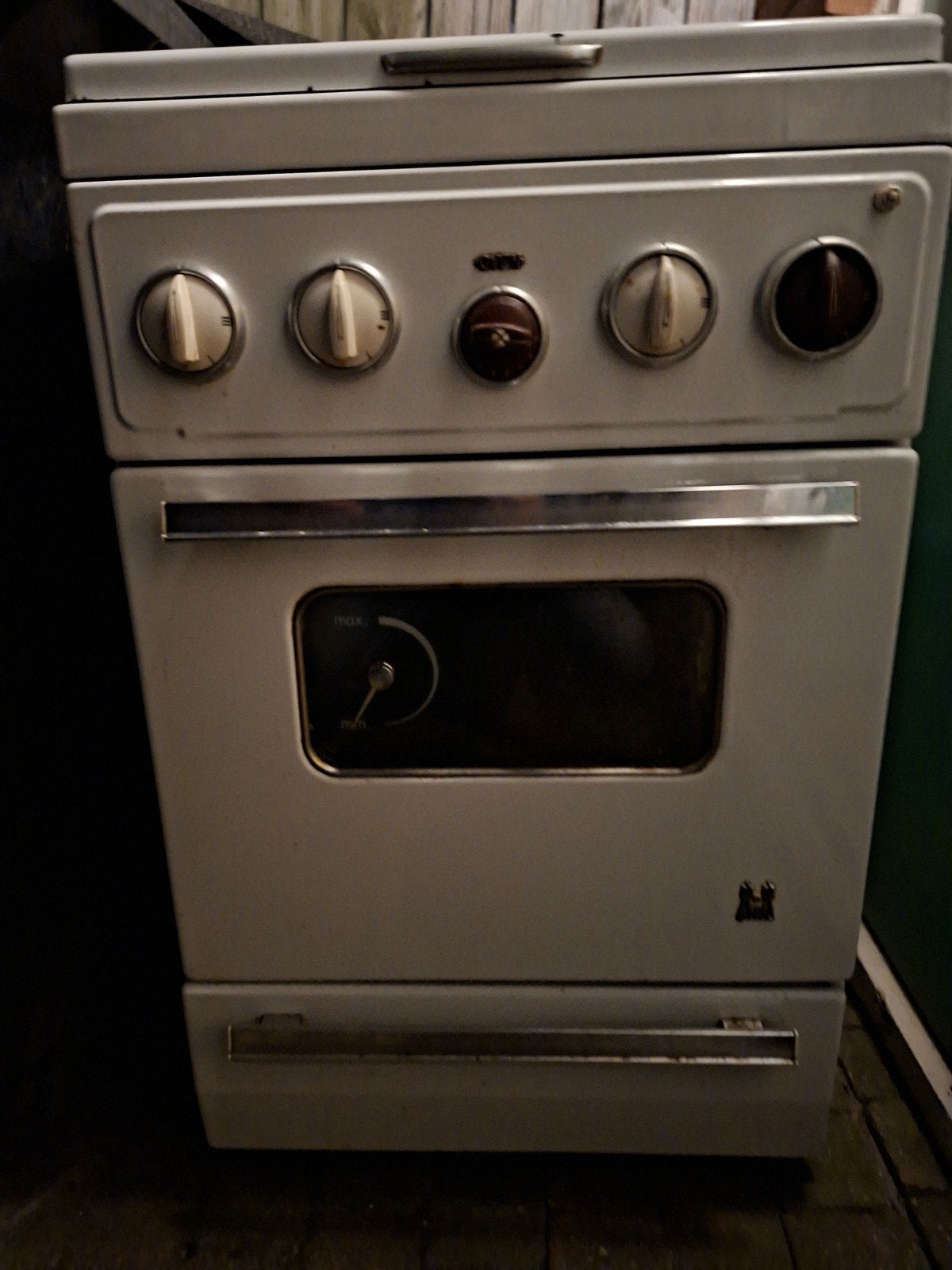 Etna gasfornuis met oven - Compact en functioneel, Witgoed en Apparatuur, Gebruikt, Gas, 85 tot 90 cm, 4 kookzones