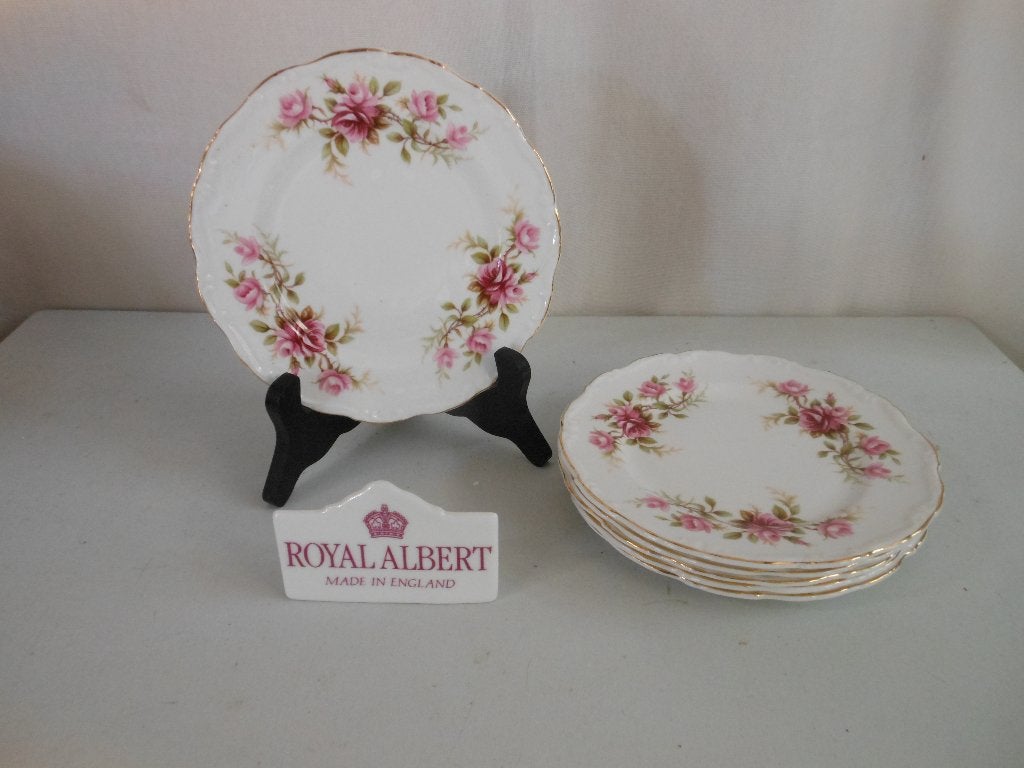 Royal Albert Romance gebakbordjes, Ophalen of Verzenden, Zo goed als nieuw, Porselein, Bord of Schaal