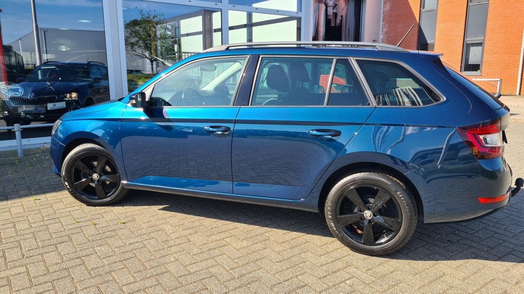 Skoda Fabia Combi 1.0 TSI Ambition | Nieuwe velgen en banden, Auto's, 12 maanden, Stof, Gebruikt, 95 pk