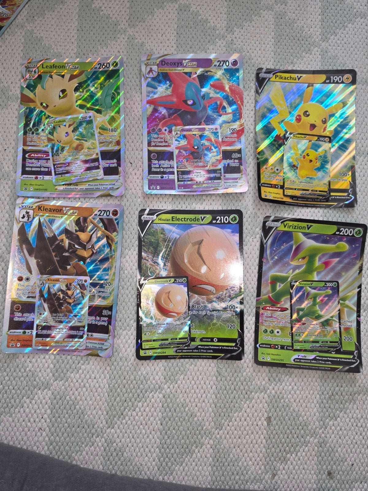 Pokémon VSTAR & V Kaarten - Kleavor, Pikachu, Deoxys, etc., Ophalen of Verzenden, Zo goed als nieuw, Meerdere kaarten, Foil