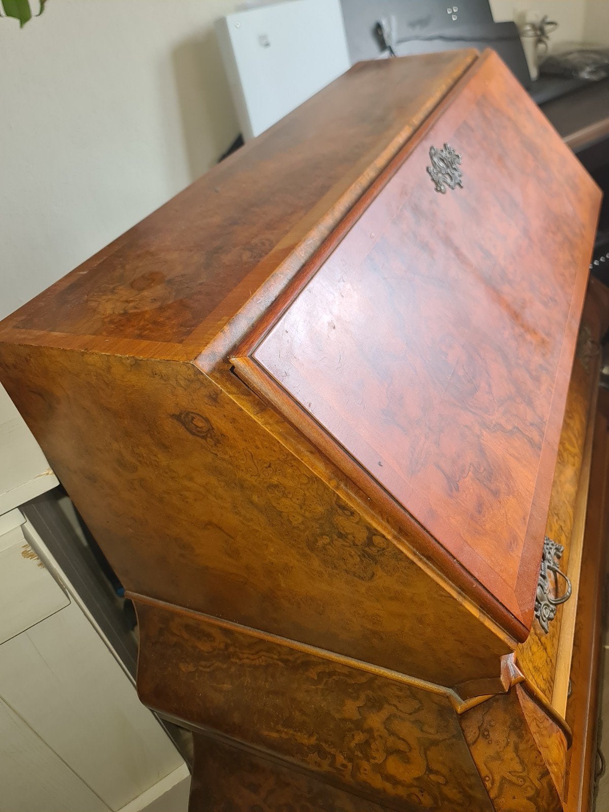 Antieke Dressoir Kast met Geheime Vakjes en Slot, Ophalen of Verzenden