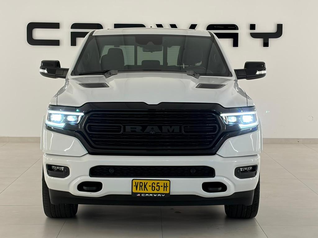 Dodge Ram 1500 Limited Night 5.7 V8 LPG NL-Auto (bj 2022), Auto's, Automaat, Gebruikt, 5654 cc, 402 pk