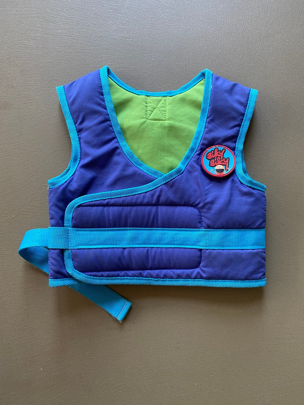 Agu vest biky biky, Ophalen, Zo goed als nieuw