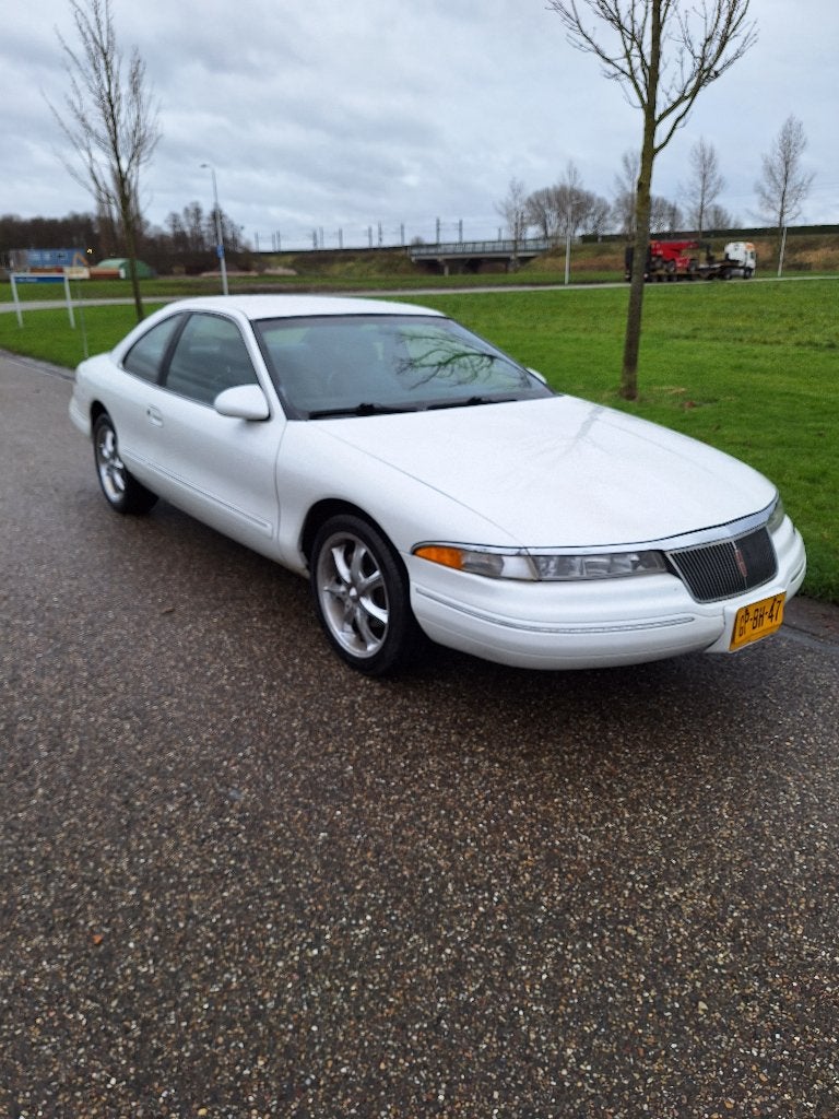 Lincoln Mark 4.6 AUT U9 1993 Wit, Automaat, Achterwielaandrijving, Wit, 1695 kg