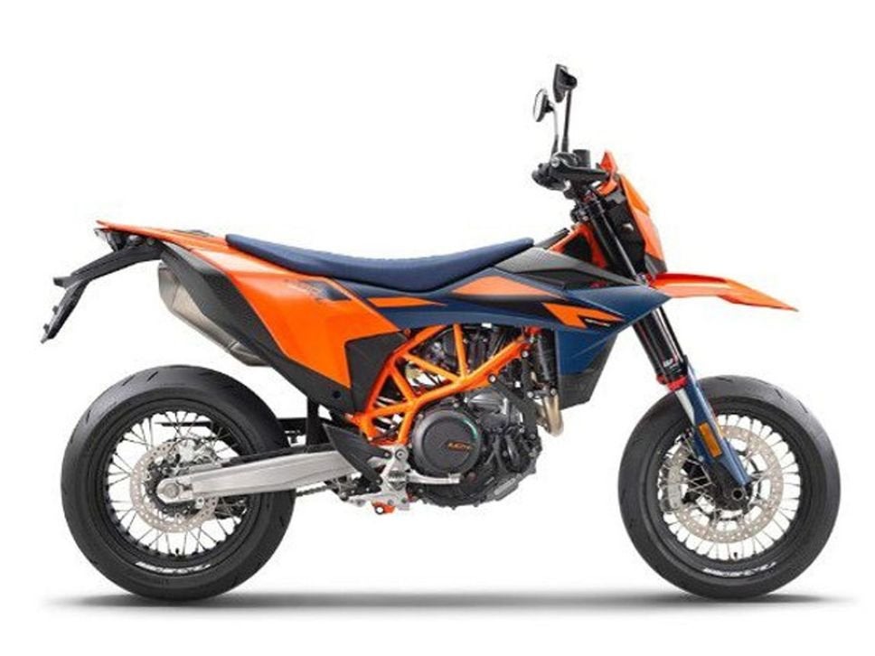 KTM 690 SMC R (bj 2024), KTM, Motorrijbewijs A, Bedrijf, Onbekend