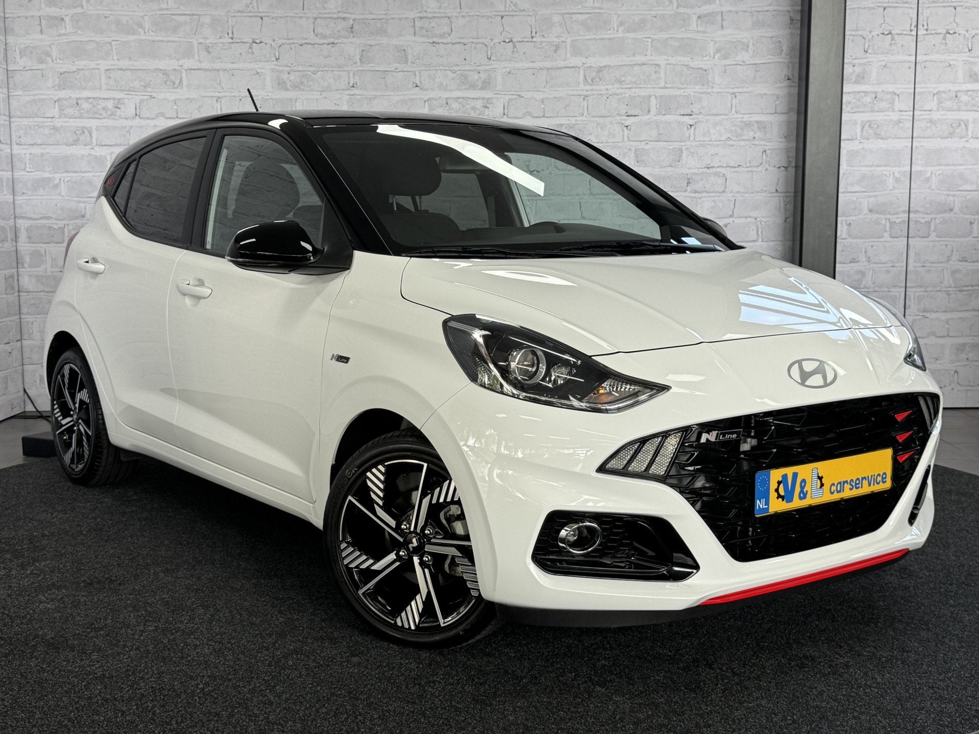 Hyundai i10 1.0 T-GDI N Line 5-zits Keyless Camera CarPlay S, Auto's, Voorwielaandrijving, Gebruikt, Wit, Bedrijf