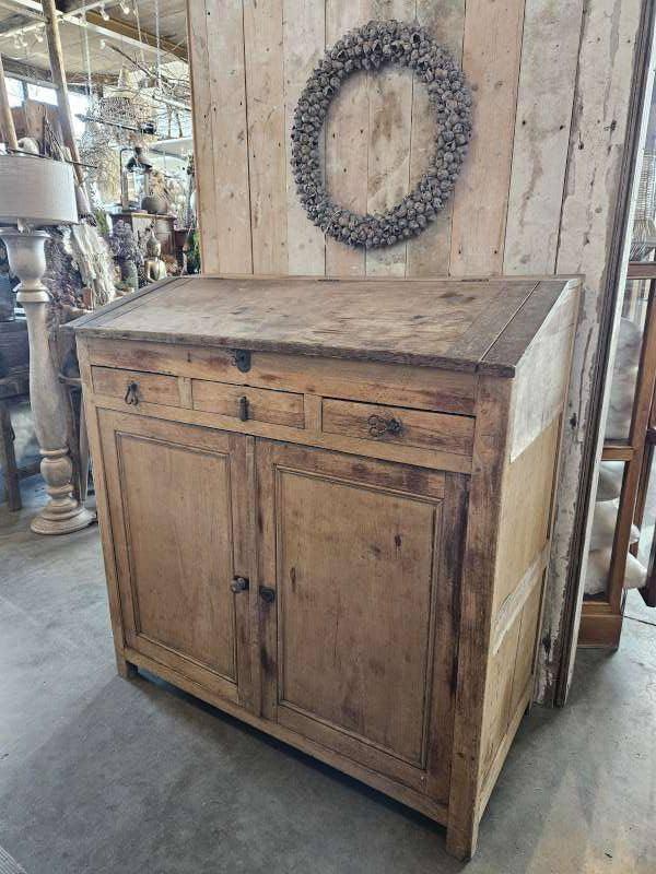stoere secretaire ``WOONWINKEL RUSTIEK``, Ophalen, Gebruikt