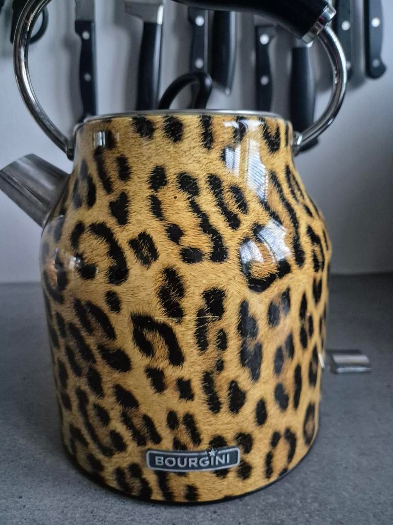 Bourgini Waterkoker met Luipaardprint, 1 tot 2 liter, Ophalen of Verzenden, Gebruikt, Draadloos