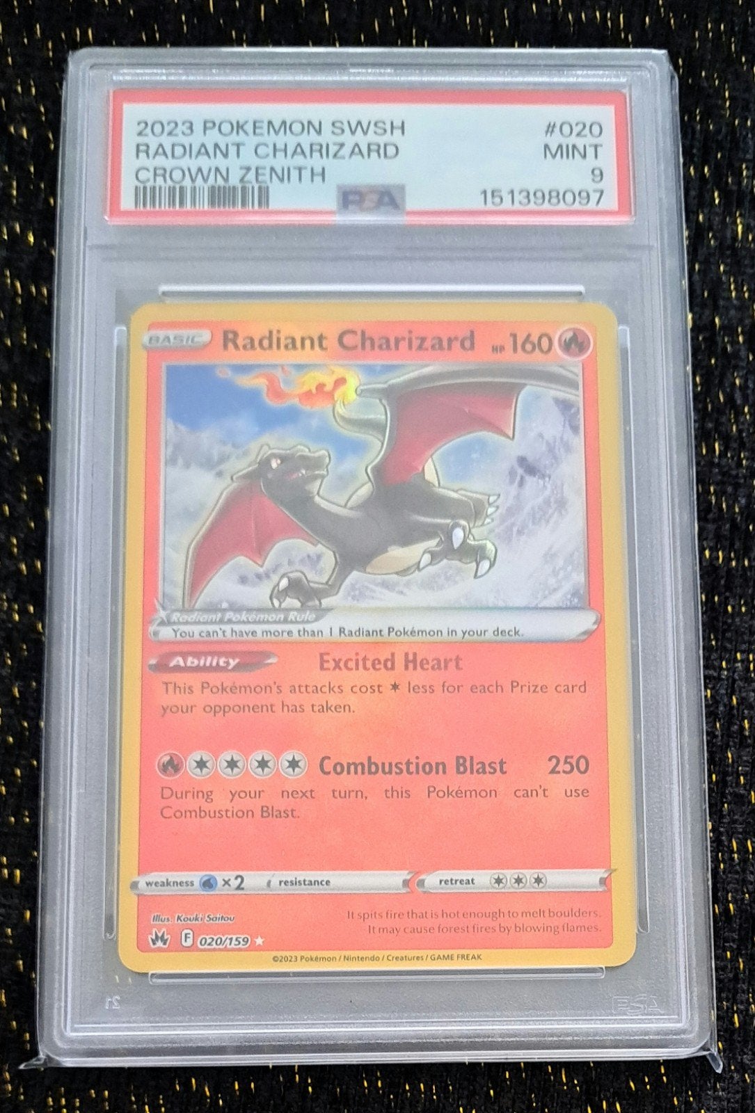 Radiant Charizard #020 PSA 9, Ophalen, Zo goed als nieuw, Losse kaart