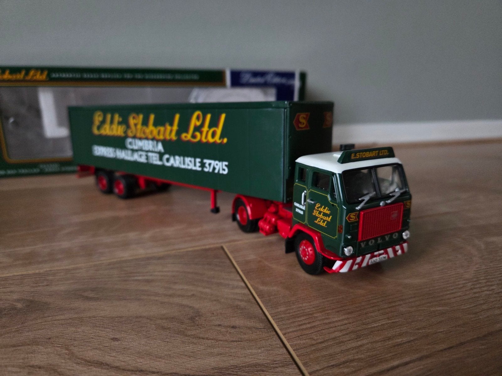 Corgi Volvo F88 Eddie Stobart ( CC13101 ), Hobby en Vrije tijd, Ophalen of Verzenden, Zo goed als nieuw, Bus of Vrachtwagen, Corgi