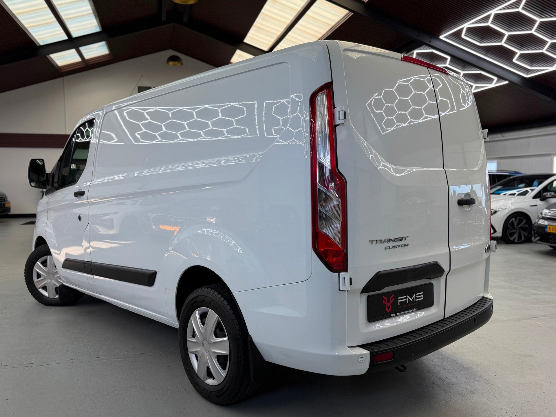 Ford Transit Custom 340 1.0 EcoBoost L1H1 PHEV Trend, Auto's, Gebruikt, Zwart, Met garantie (alle), Plug-in hybride