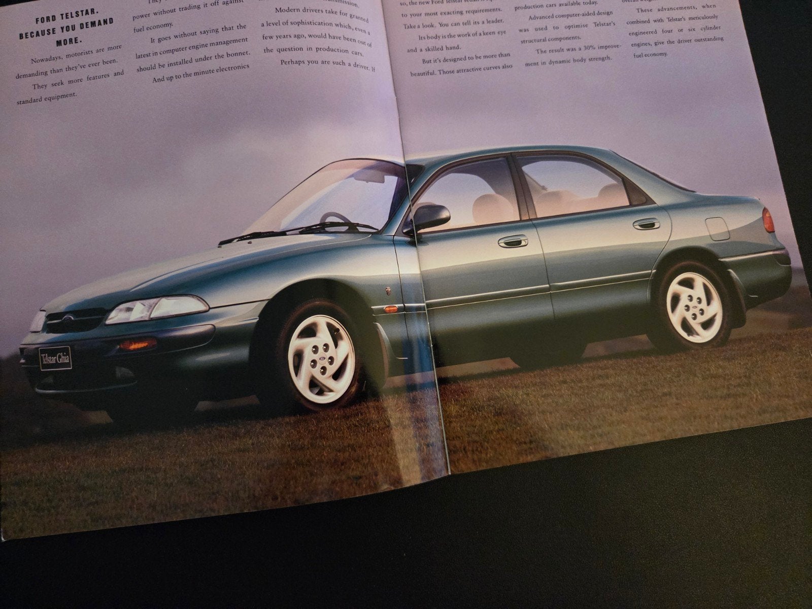 Brochure Ford Telstar 1992 Australië, Boeken, Ophalen of Verzenden, Zo goed als nieuw, Ford