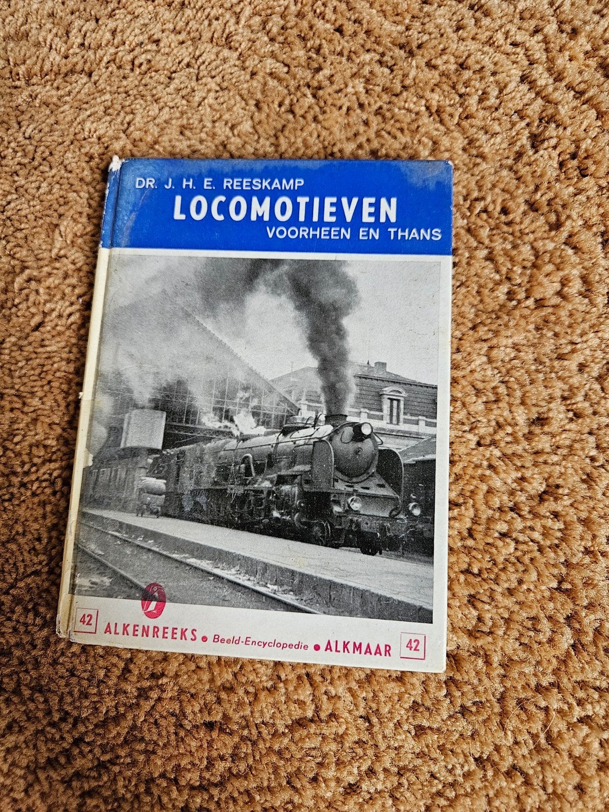 Alkenreeks 42 - Locomotieven, Ophalen of Verzenden, Nieuw, Trein, Boek of Tijdschrift