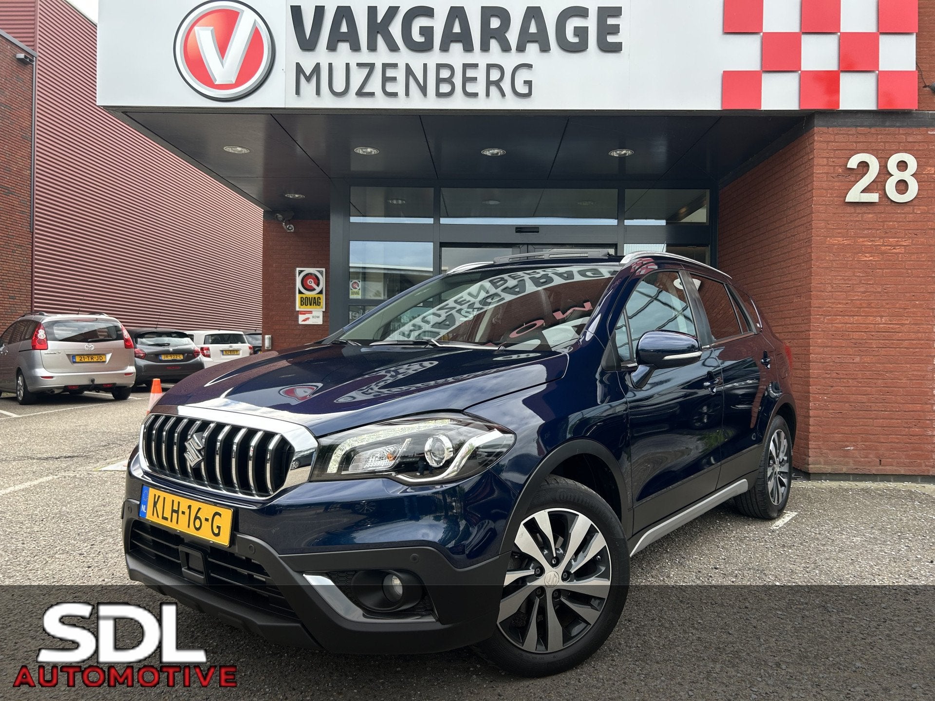 Suzuki S-Cross 1.4 Boosterjet Style Smart Hybrid // FULL LED, Auto's, Dealer onderhouden, Gebruikt, Zwart, 4 cilinders