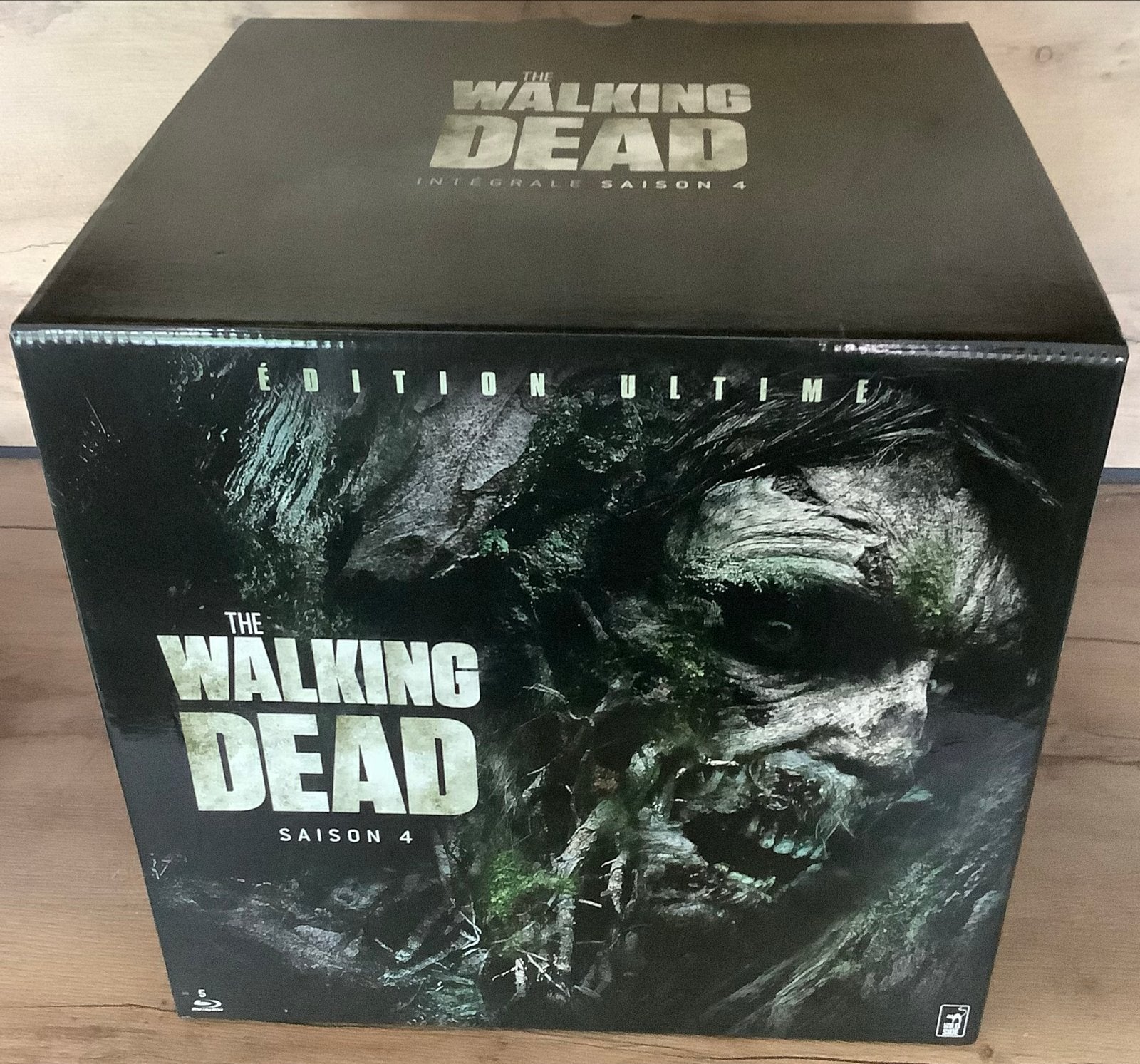 The Walking Dead Seizoen 4 Ultimate Edition Blu-ray + Figuur, Cd's en Dvd's, Horror, Vanaf 16 jaar, Speciale editie, Seizoen 4