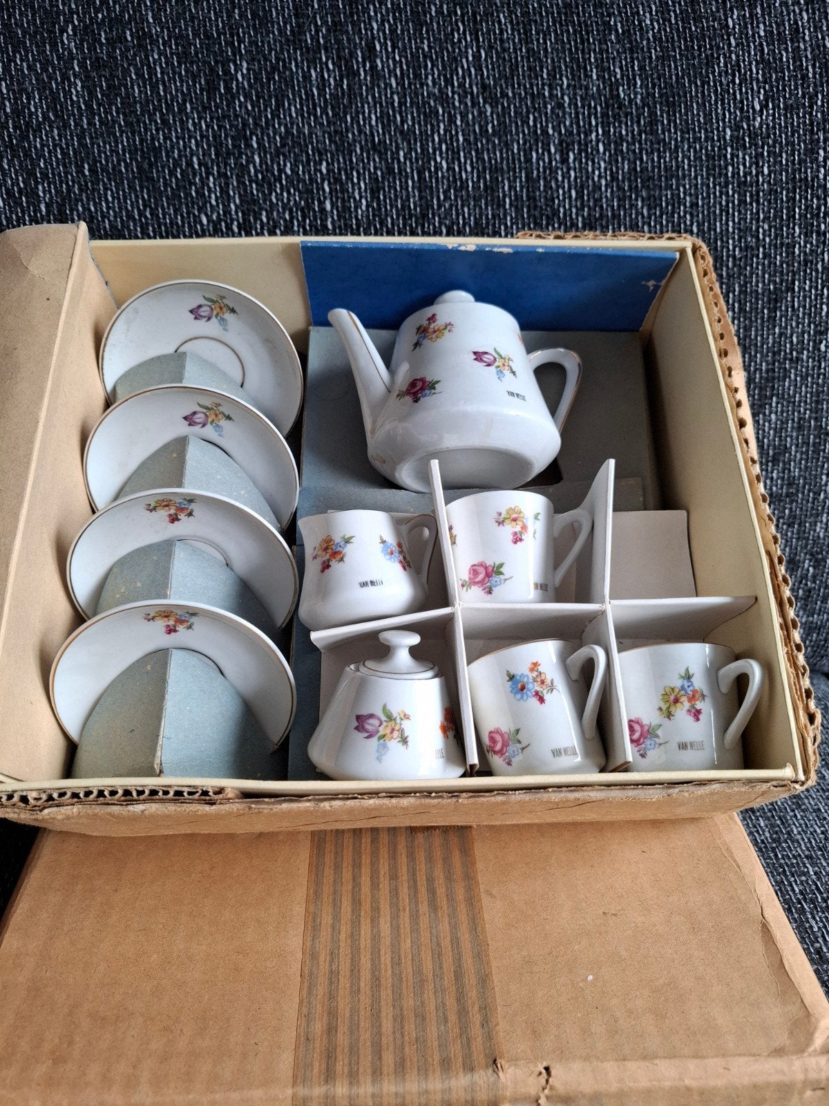 Vintage Van Nelle Kinderserviesje - Bloemenmotief, Antiek en Kunst, Ophalen
