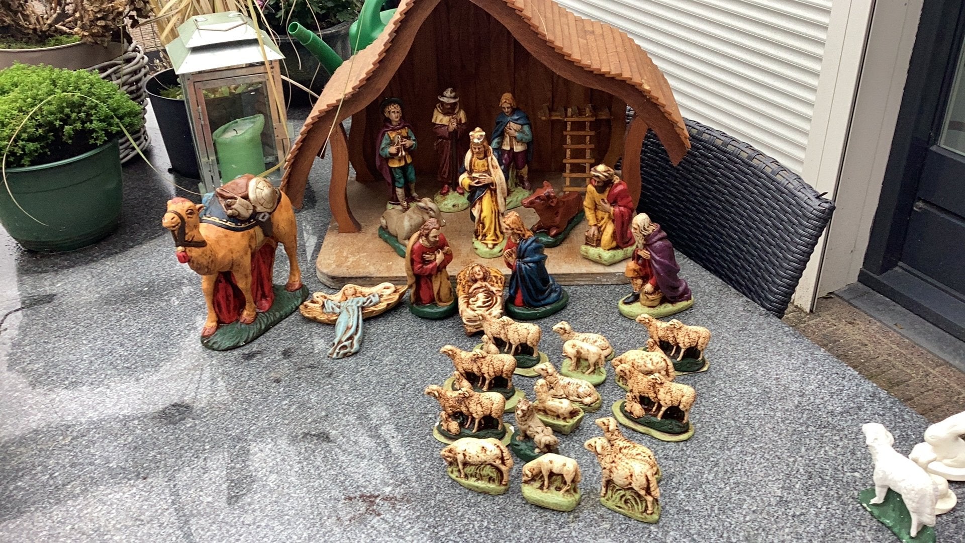 Kerstgroep en stal, Ophalen, Gebruikt