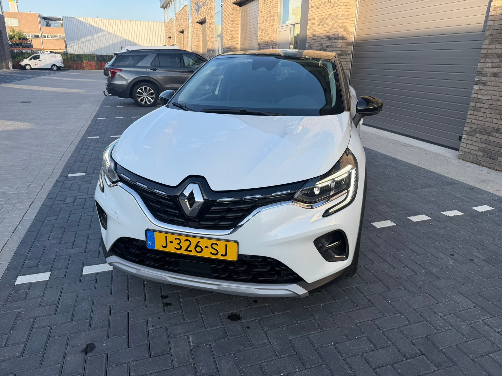 Foto 3 van Renault Captur TCe 130pk GPF EDC 2020 NAP Automaat Trekhaak