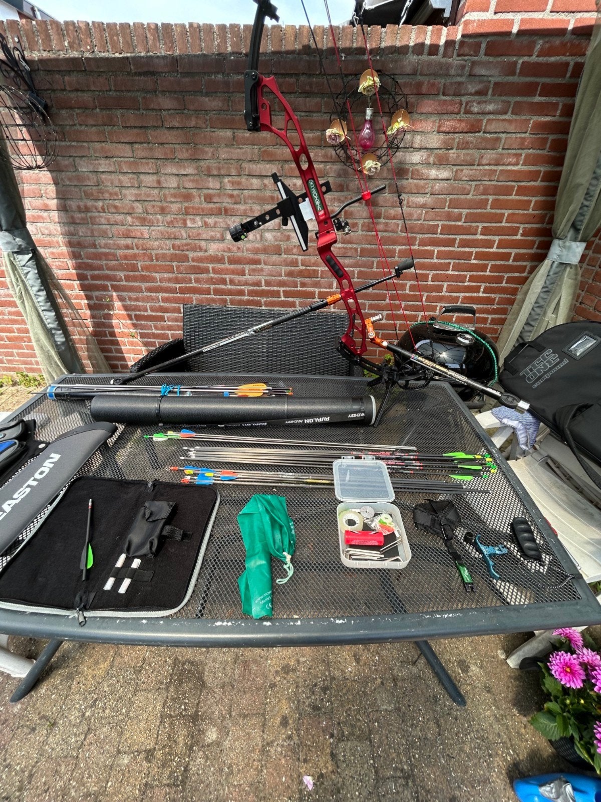 PSE Phenom DC Compoundboog - 40 lbs, Rechtshandig, Ophalen, Gebruikt