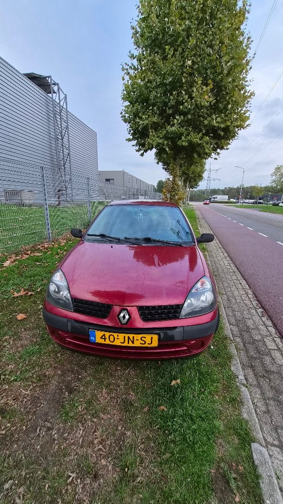 Renault Clio 1.2 16V 3DR 2005 2002 Rood, Stof, 74 pk, 31 €/maand, 4 cilinders
