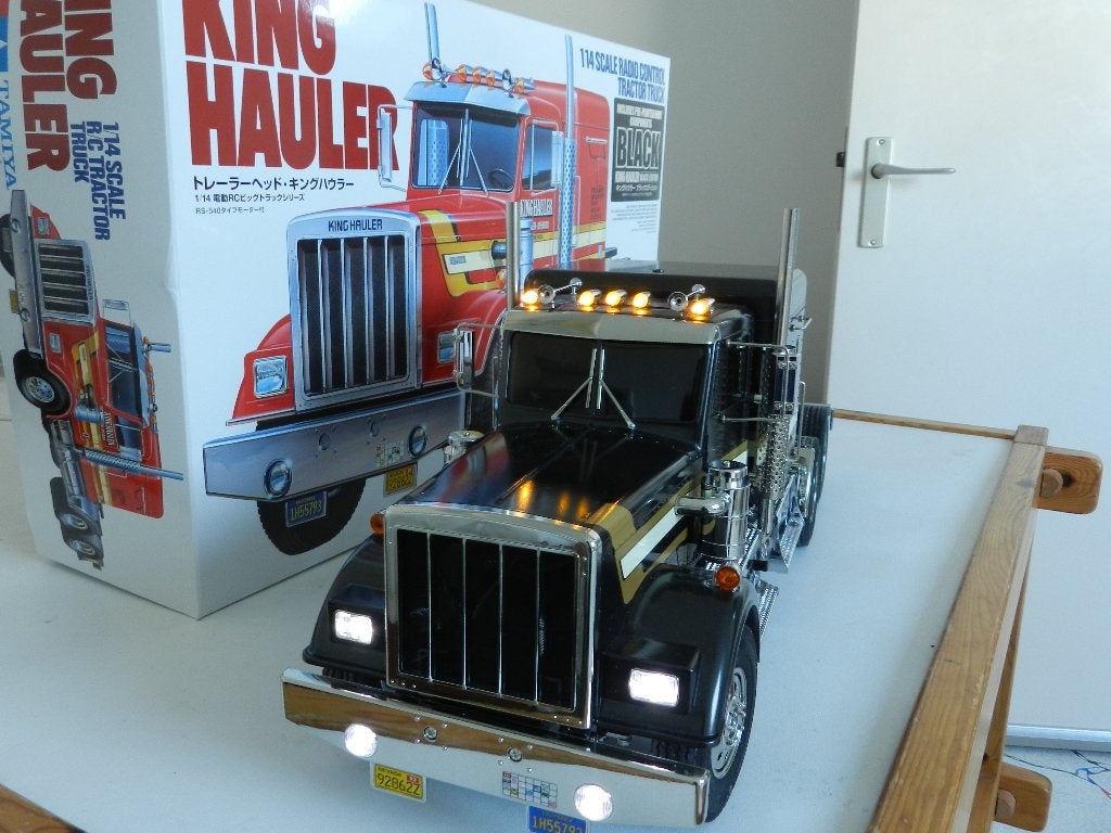 Tamiya King Hauler Black Edition, Hobby en Vrije tijd, Modelbouw | Radiografisch | Auto's, Schaal 1:14, Nieuw, Auto onroad, RTR (Ready to Run)
