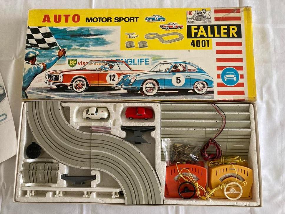 Faller Auto Motor Sport 4001 voor Marklin  met uitbreiding, Racebaan, Zo goed als nieuw, Elektrisch, Ophalen
