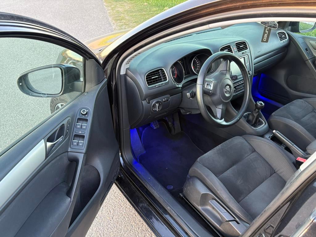Volkswagen Golf 1.4 TSI 90KW 5D 2010 Zwart, 4 cilinders, Handgeschakeld, Geïmporteerd, 1390 cc