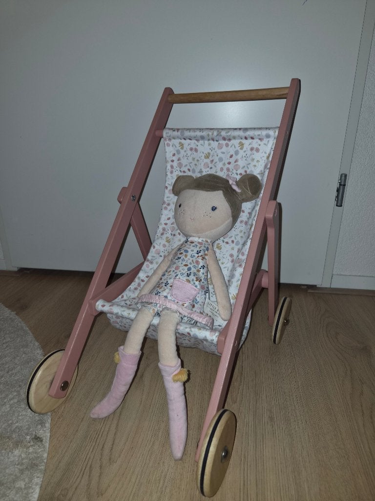 Little Dutch Poppenbuggy + knuffel pop, Ophalen, Zo goed als nieuw, Babypop