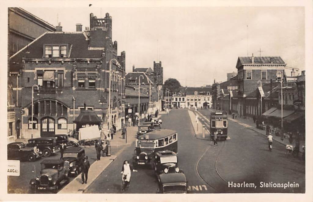 Haarlem Stationsplein Bus Auto Tram 1942 Spoorwegen Station, Verzenden, 1920 tot 1940, Gelopen, Noord-Holland