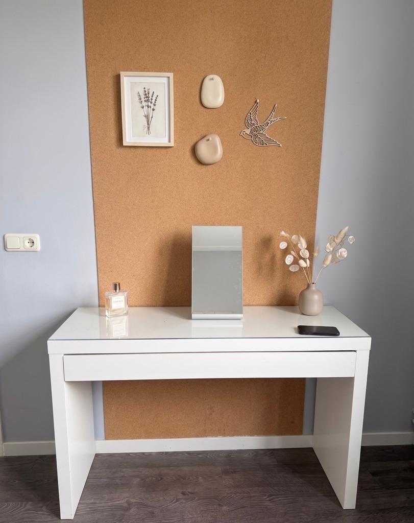 IKEA MALM Toilettafel Wit - Met lichte beschadiging, Huis en Inrichting, Tafels | Kaptafels, Gebruikt, 100 tot 150 cm, Ophalen of Verzenden