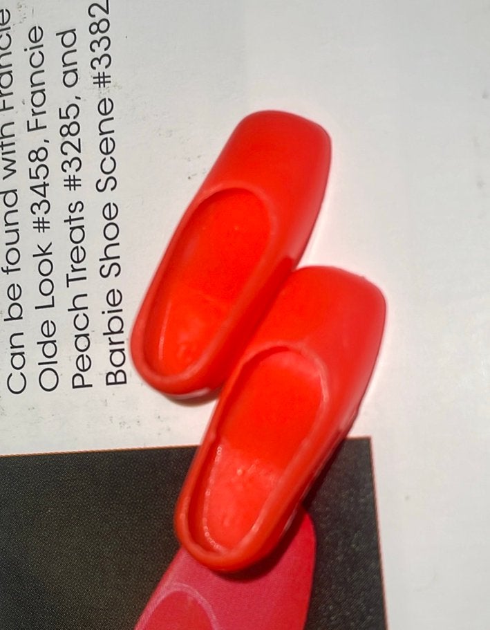 Barbie Francie Orange square schoentjes vintage, Verzamelen, Ophalen of Verzenden, Zo goed als nieuw, Overige typen