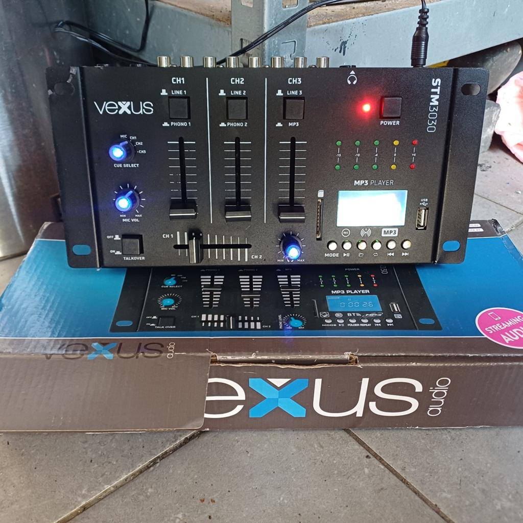 Vexus / Vonyx 4 kanaals  mengpaneel, Ophalen of Verzenden, Zo goed als nieuw, Minder dan 5 kanalen, Microfooningang