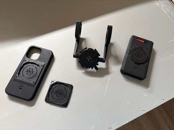 Fiets telefoonhouder met accu, Ophalen of Verzenden, Gebruikt, SKS Germany