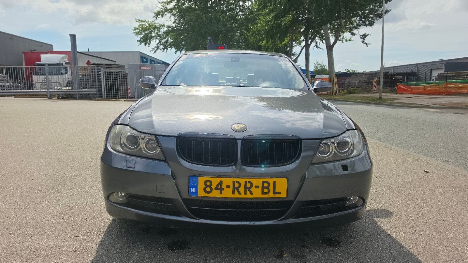 BMW 3-Serie 2.5 I 325 AUT 2005 Grijs, Automaat, 745 kg, Achterwielaandrijving, 2497 cc