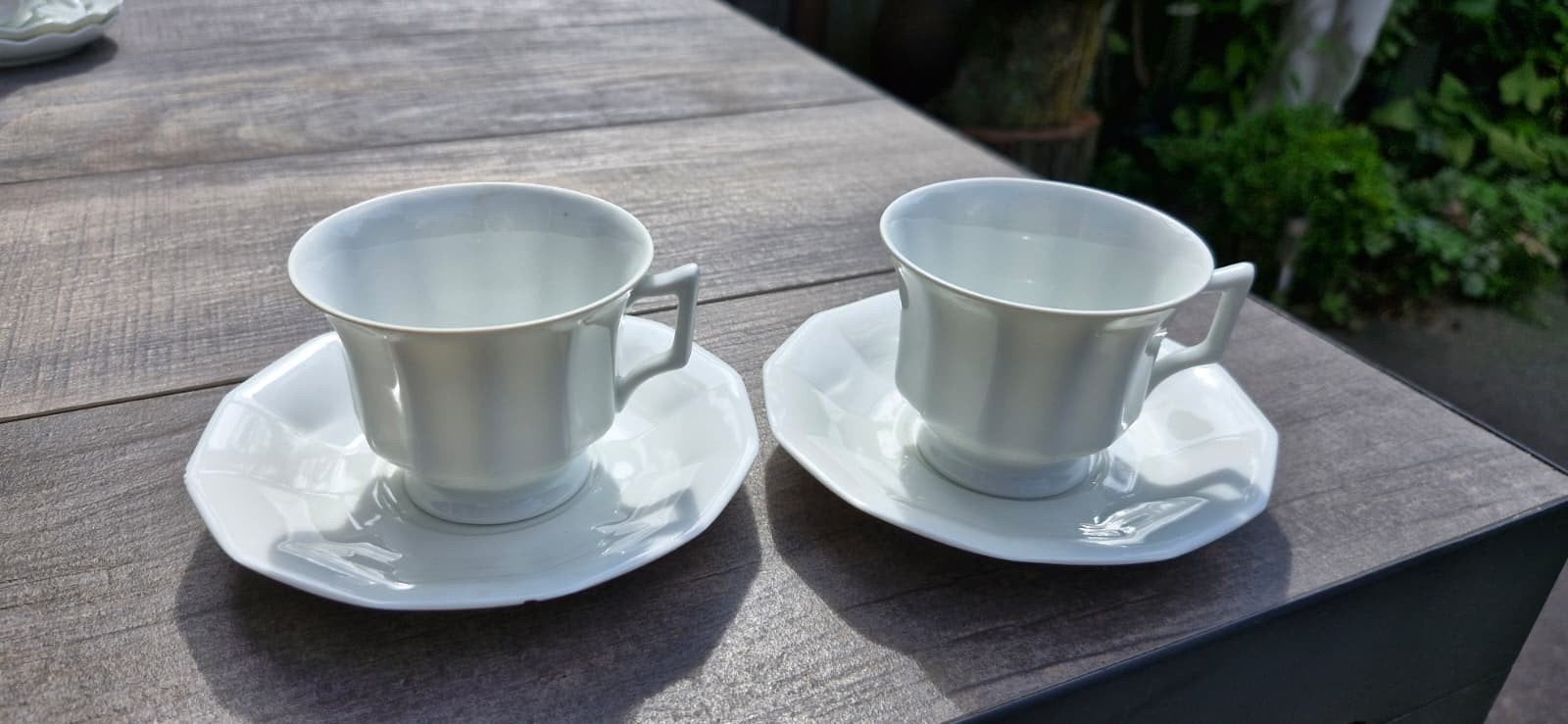 Set van 2 Giraud Limoges France kop en schotels, Antiek en Kunst, Antiek | Servies los, Ophalen of Verzenden