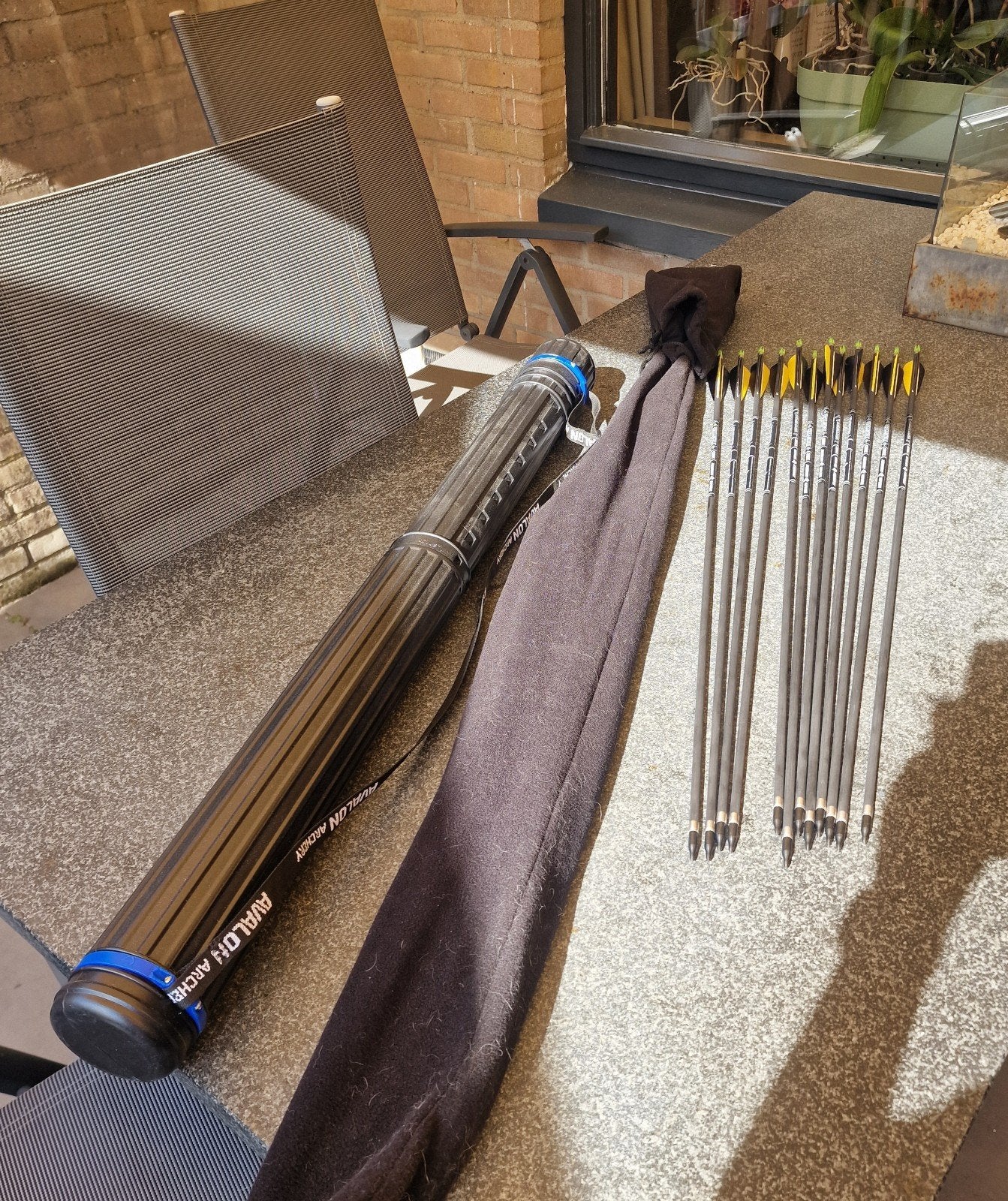Buck Trail Oryx Longbow met pijlen en koker, Ophalen, Zo goed als nieuw, Longbow