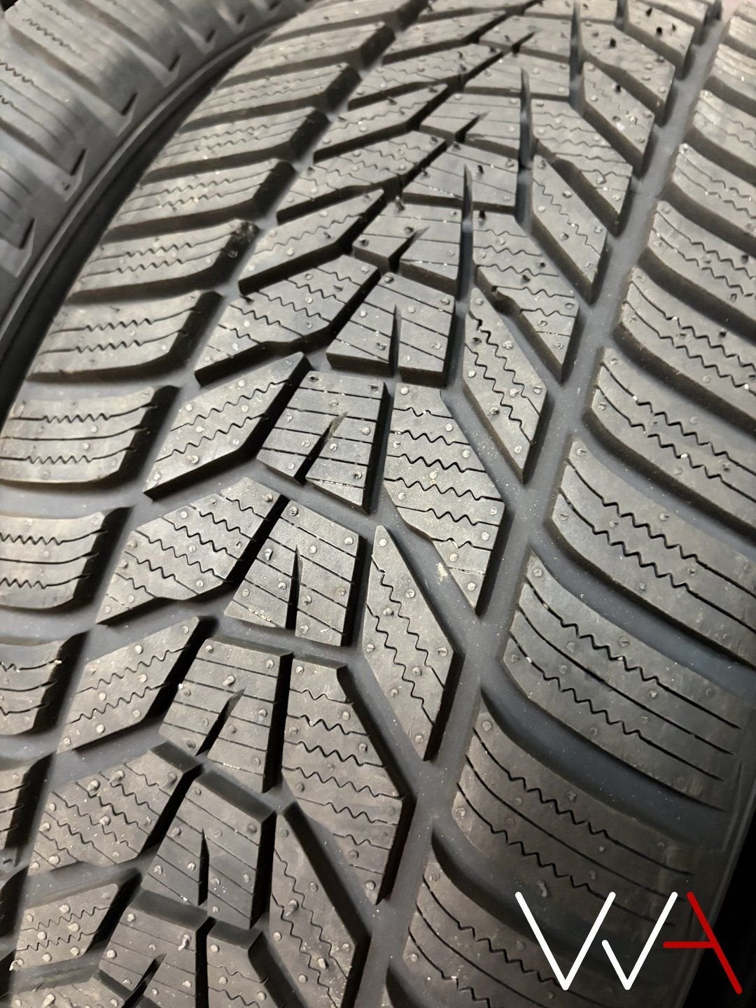 4x Hankook Winter Icept Evo 3 225/40 R20 DEMO winterbanden, Auto-onderdelen, Banden en Velgen, Gebruikt, -, -, Ophalen of Verzenden