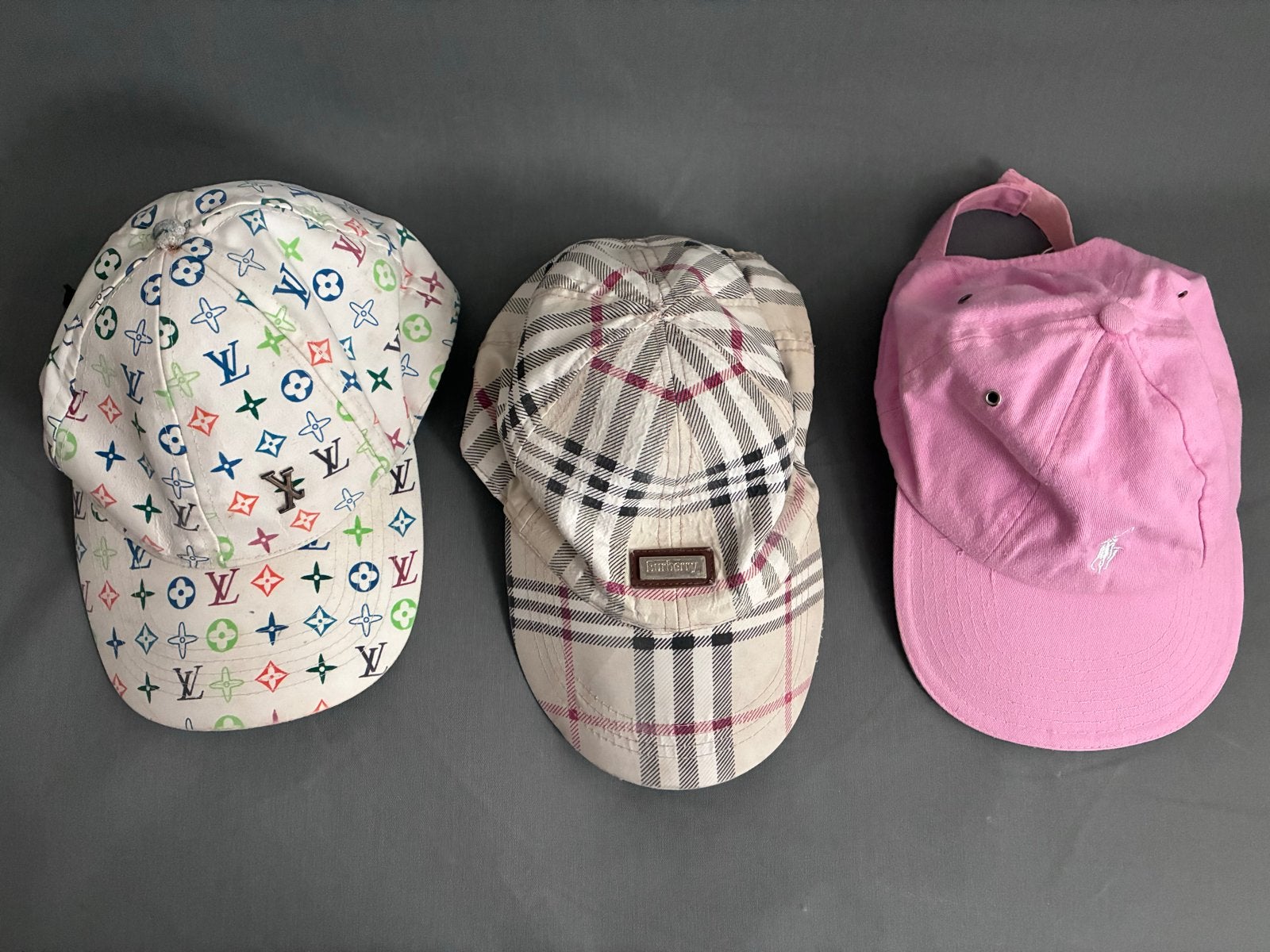 Set van 5 Designer Petten: Louis Vuitton, Burberry, Ralph La, Ophalen of Verzenden, Gedragen, One size fits all, Pet