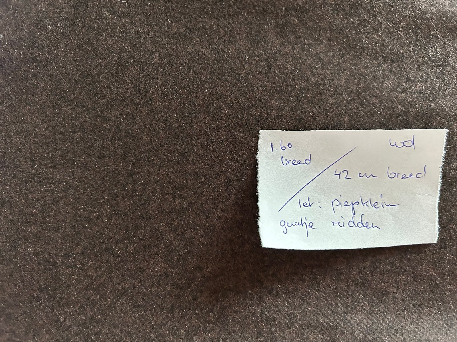 Bruin klein wollen lapje, Hobby en Vrije tijd, Stoffen en Lappen, Gebruikt, Wol, Bruin, Ophalen of Verzenden