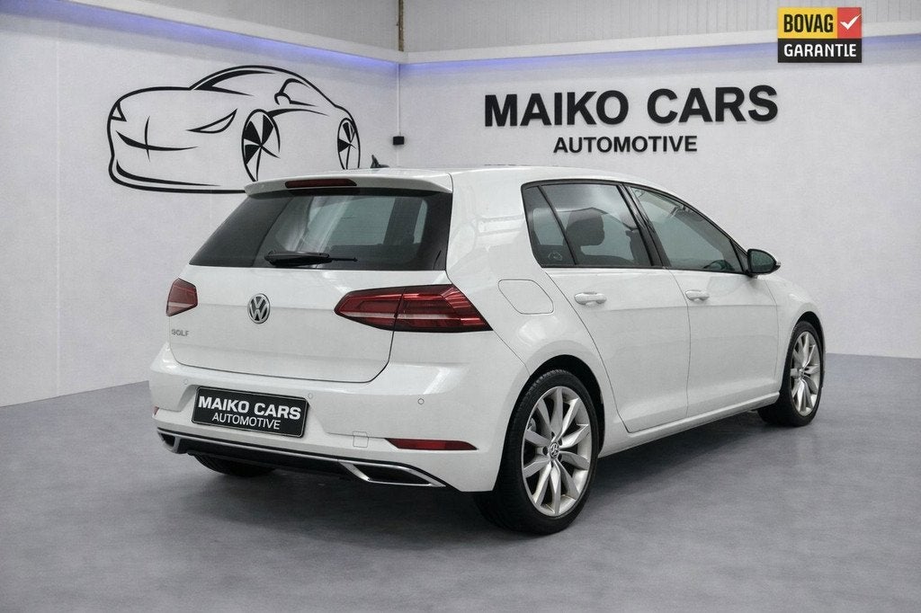 Volkswagen Golf 1.5 TSI 150 PK Highline DGS AUTOMAAT VOL LED, Auto's, Gebruikt, 4 cilinders, 150 pk, Alcantara