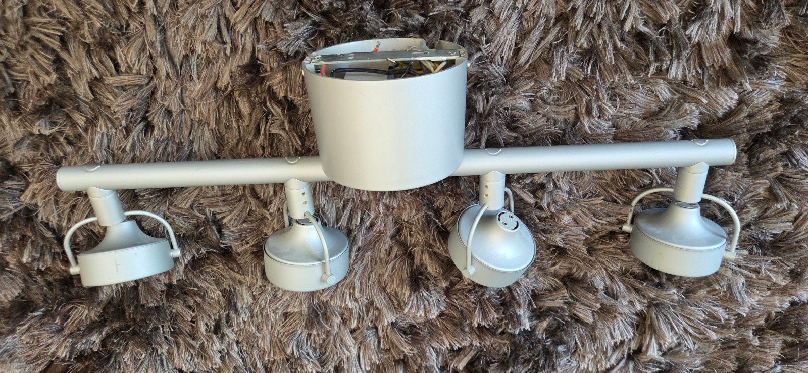 Grijze spotjes 4x kantelbaar - 58 cm breed, 20 cm hoog, Ophalen, Gebruikt, Geschikt voor plafondmontage, Metaal