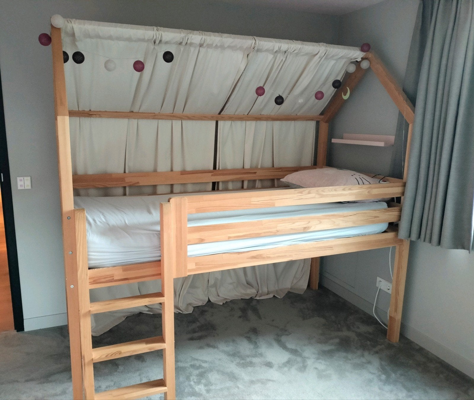 Half hoogslaper Petit Puk PEPE huisjesbed, Ophalen, 90 cm, Eenpersoons, 160 tot 180 cm