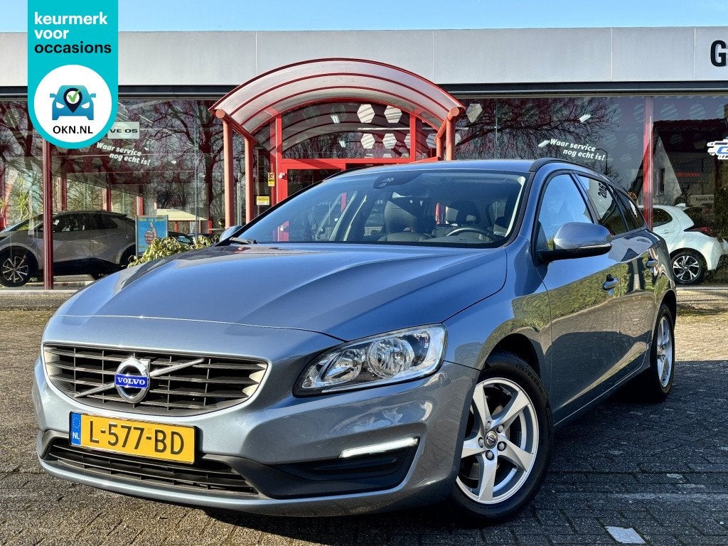 Volvo V60 2.0 D2 Kinetic | Navigatie | Cruise | Trekhaak, Auto's, Stof, Euro 6, 4 cilinders, 1969 cc
