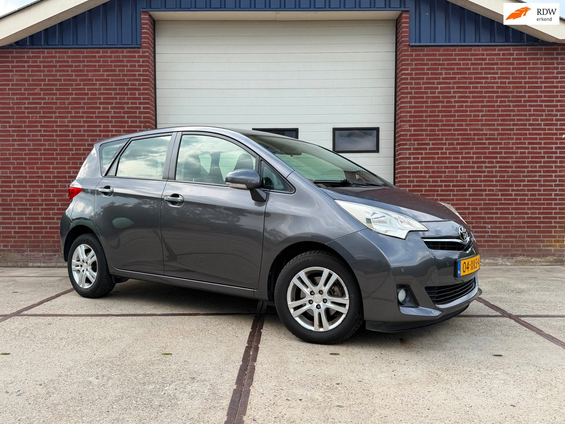 Toyota Verso-S 1.3 VVT-i Aspiration 1e Eig Achter.camera, Voorwielaandrijving, Euro 5, Stof, Gebruikt
