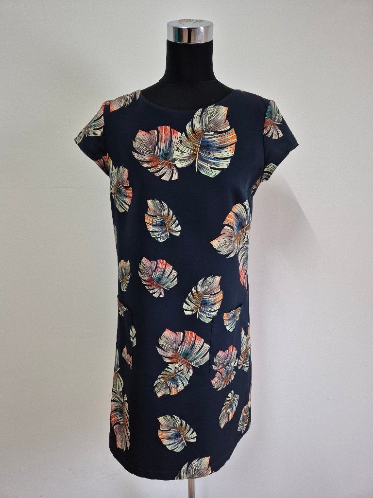J452 - Donkerblauwe Nathalie Vleeschouwer jurk maat M (1), Kleding | Dames, Maat 38/40 (M), Blauw, Ophalen of Verzenden, Zo goed als nieuw