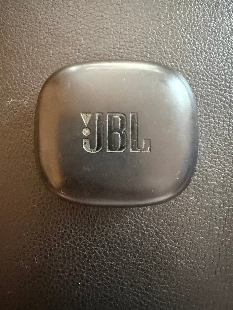 Original JBL Wave 300 charging case, Gebruikt, Zwart, Ophalen of Verzenden, JBL