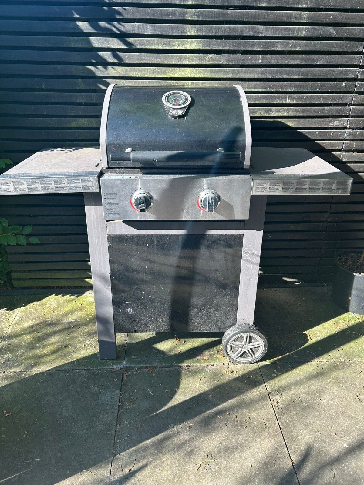 Jamie Oliver gas bbq, Ophalen