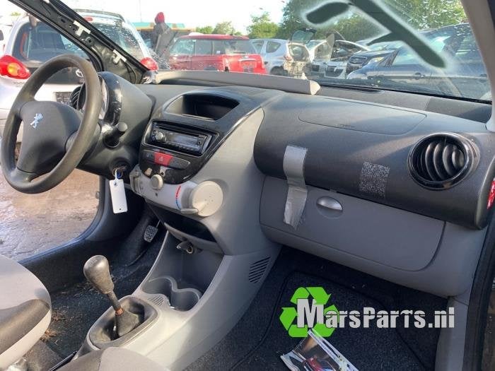 Kontaktslot + Sleutel van een Peugeot 107, Gebruikt, -, -, Ophalen of Verzenden