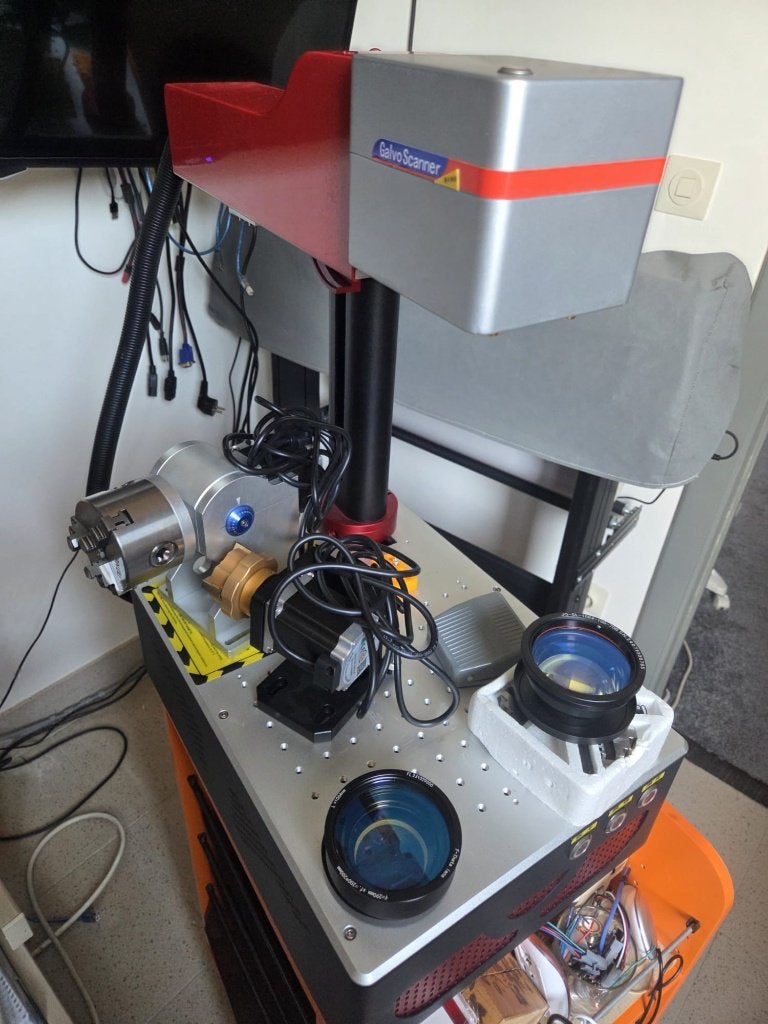 50W Fiber Laser Graveermachine – EZCAD2 – RC1001A –Als nieuw, Ophalen of Verzenden