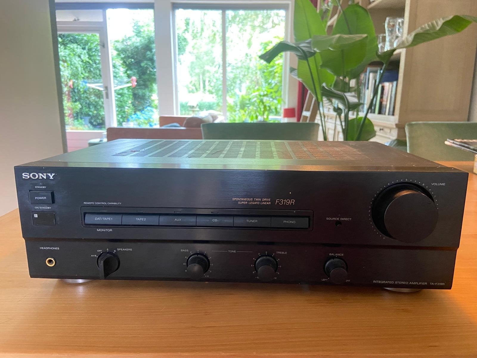 Sony TA-F319R Stereo Geïntegreerde Versterker, Audio, Tv en Foto, Versterkers en Receivers, Ophalen, Gebruikt, 60 tot 120 watt
